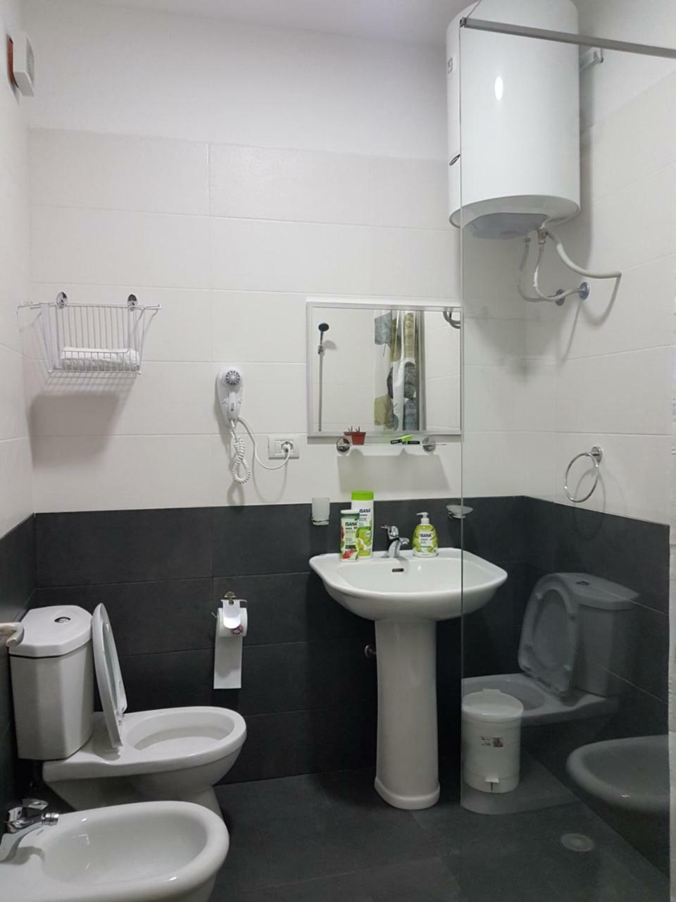 Bregu Green Apartments Vlorë Екстериор снимка
